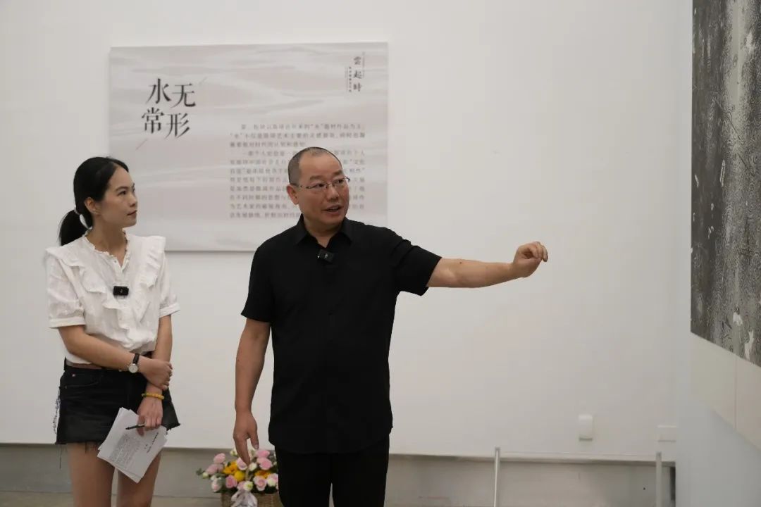 “云起时——陈琦版画艺术展”昨日在杭州开幕，展期至10月8日