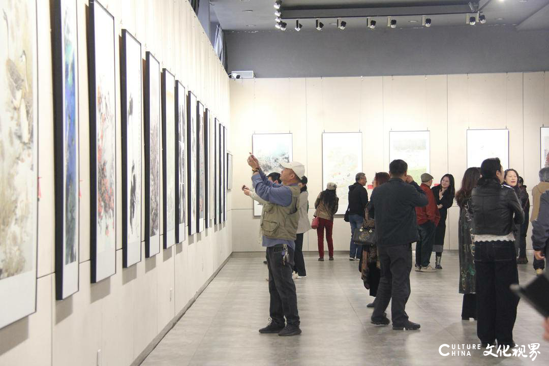 “庆祝中华人民共和国成立75周年辽宁省中国画名家邀请展”在铁岭市群众艺术馆开展，展期至10月30日