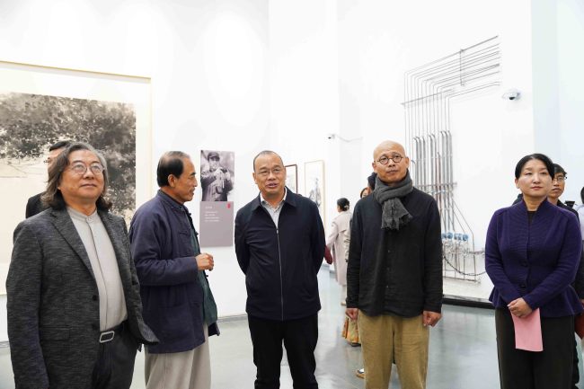 “忽然十年——容社十周年中国画作品展”昨日在山东财经大学海岱美术馆开幕