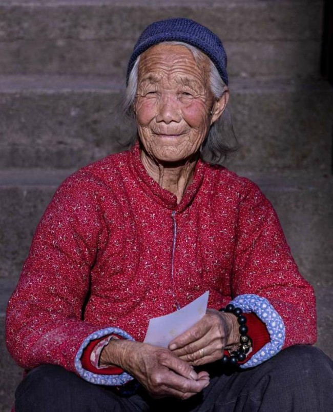 镜头中的温暖与力量——乡土峨庄的影像坚守（下）