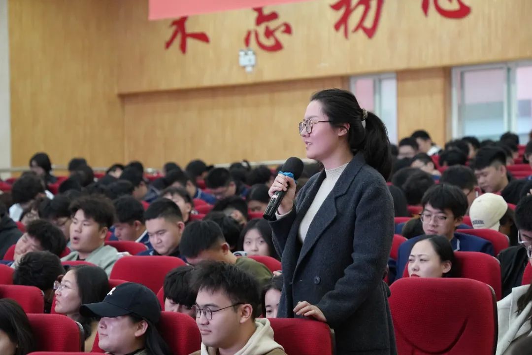 这份阳光让孩子们心底开出花——山东工程职业技术大学举办“心向阳、共成长”心理健康教育主题活动