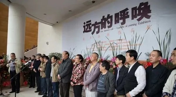 栾布丨现实主义与中国气派的结合，表达出鲜活的时代张力与历史使命感