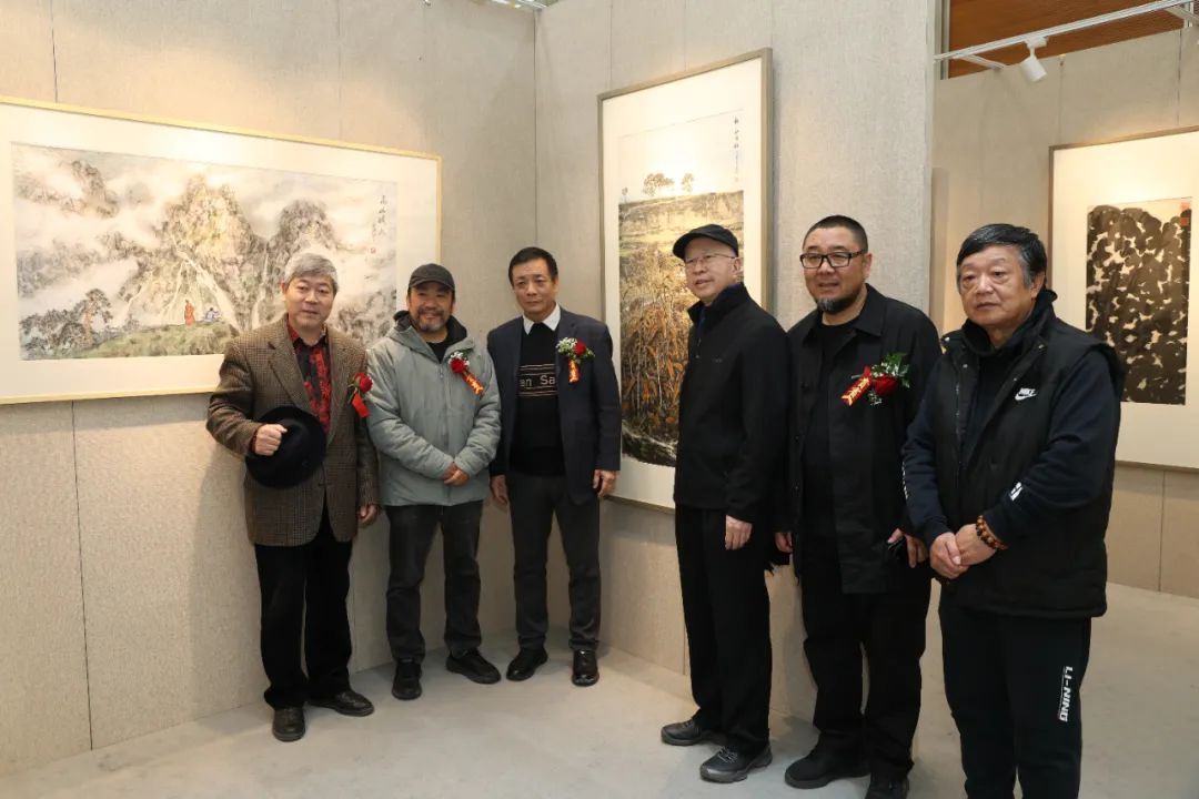 “荣宝斋画院建院20周年暨中国书画名家邀请展”在荣宝斋美术馆隆重开幕，展期至11月27日