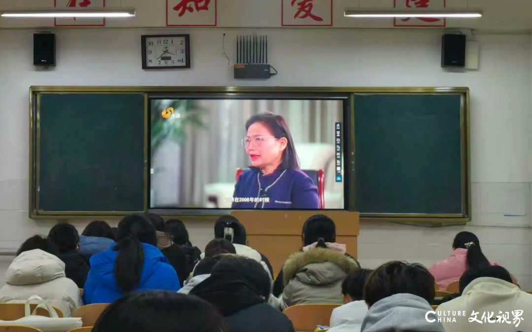 全国首档电子信息类访谈节目《因为有你》专访山东工程职业技术大学校长吴梦军