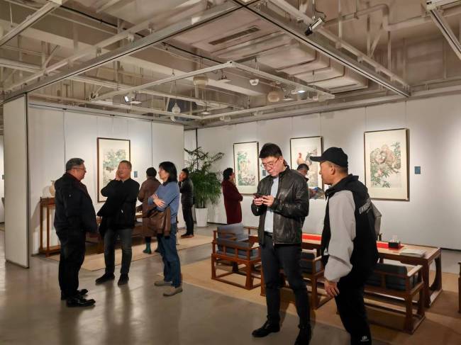 “古墨留香——张纯彦作品展”昨日在济南京行艺术馆开幕