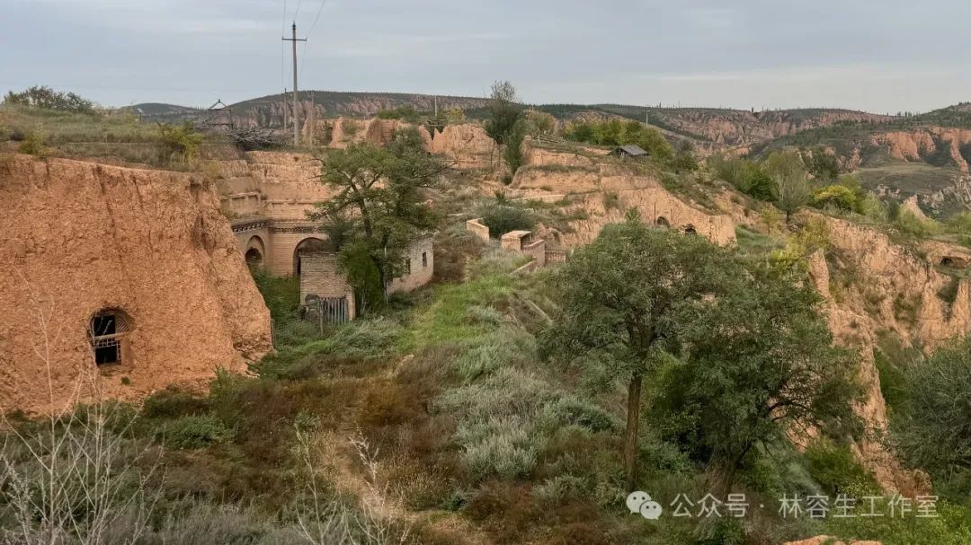 林容生·陕西榆林写生 | 以细腻笔触与斑斓色彩共绘西北大美天地