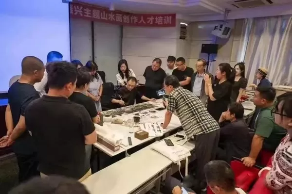 记录在包洪波山水画工作室研习的日子——这一年，我们站到了更高的起点上……