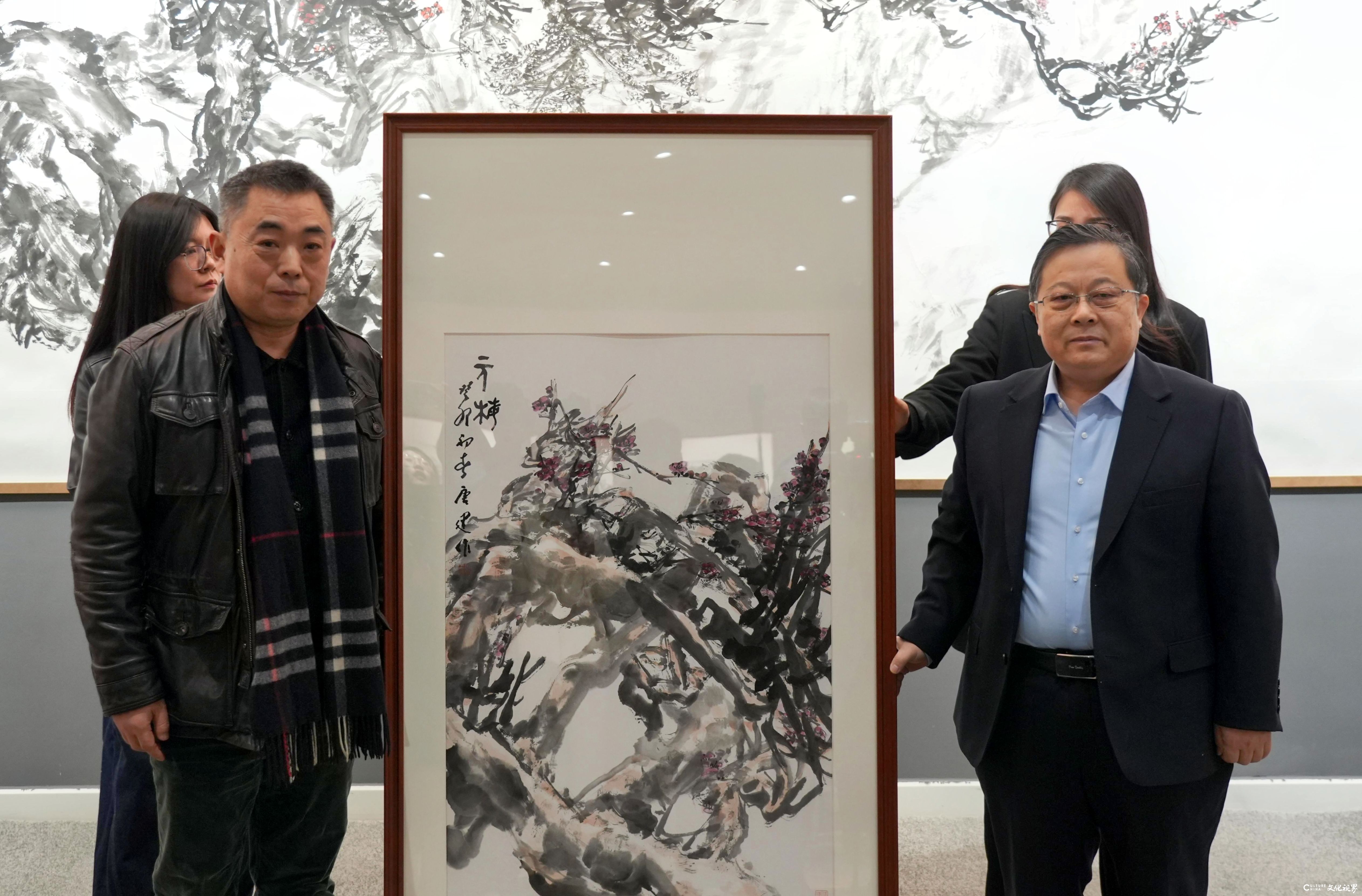 春节好眼福 | “不要人夸好颜色 只留清气满乾坤——唐建画展”昨日在潍坊市美术馆开幕