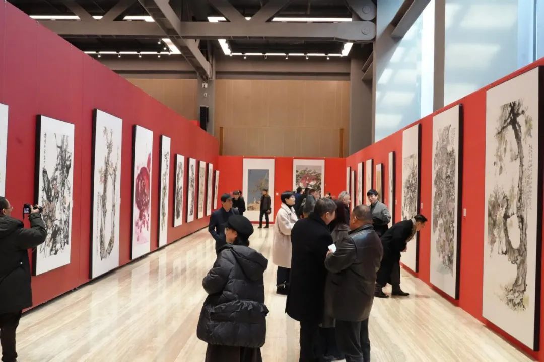 “榴实正红——全国名家石榴主题美术作品邀请展”在中国国家画院开幕