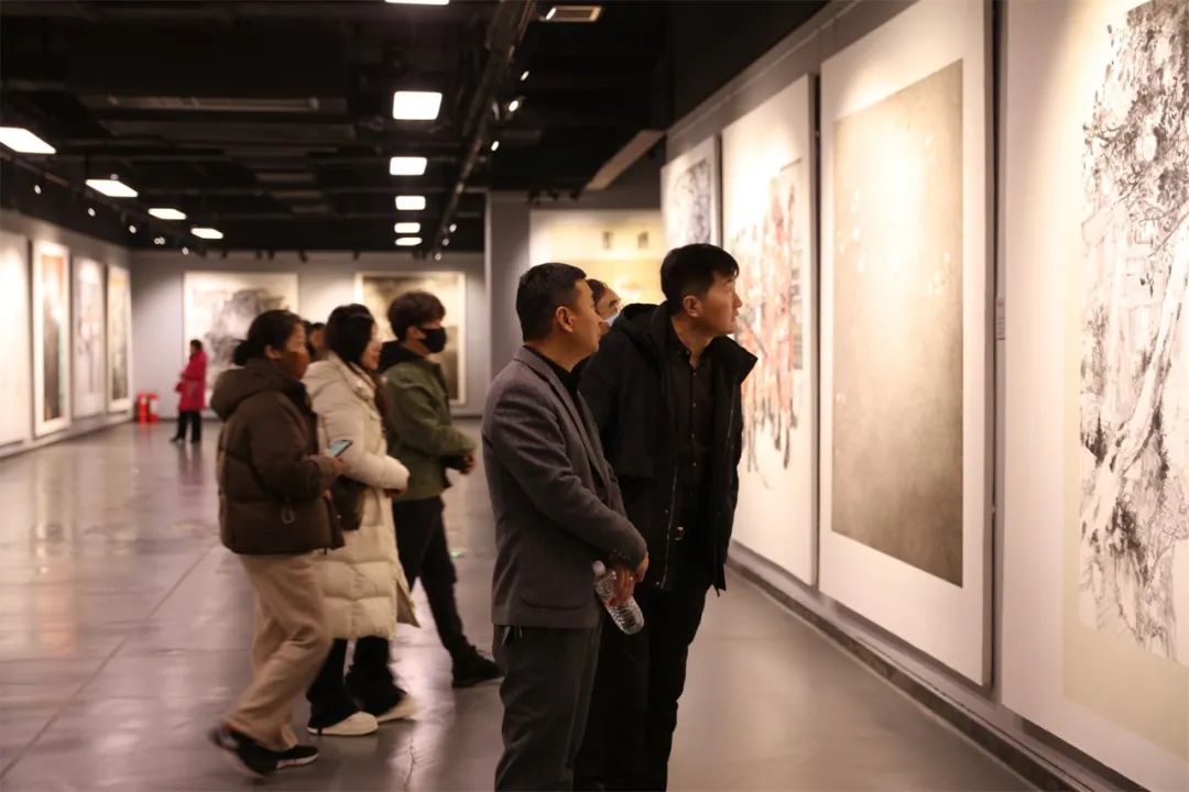 “同源——第四届中国画作品展”昨日在临沂市美术馆开幕