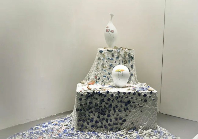 春节好眼福丨“启示录·瓷场”艺术作品联展昨日在杭州开幕，展期至2月15日