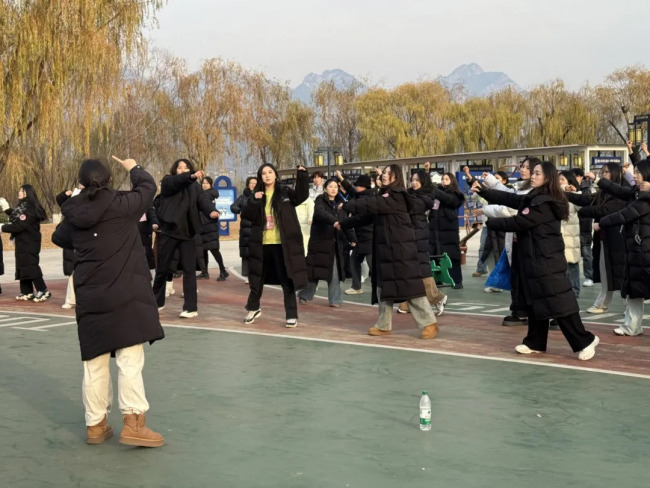 山东艺术学院现代音乐学院学子首次亮相央视跨年晚会舞台