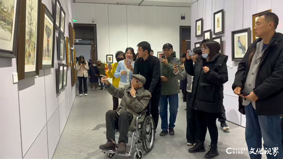 “难忘的岁月——汪钰林作品回顾展”在清华大学美术学院展厅隆重开幕