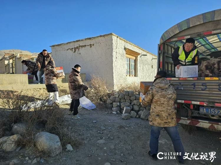 西藏定日地震救援的“山东力量”：首批物资当日晚间便抵达，20人突击队退掉回家机票奔灾区，有企业为筹物资推掉订单