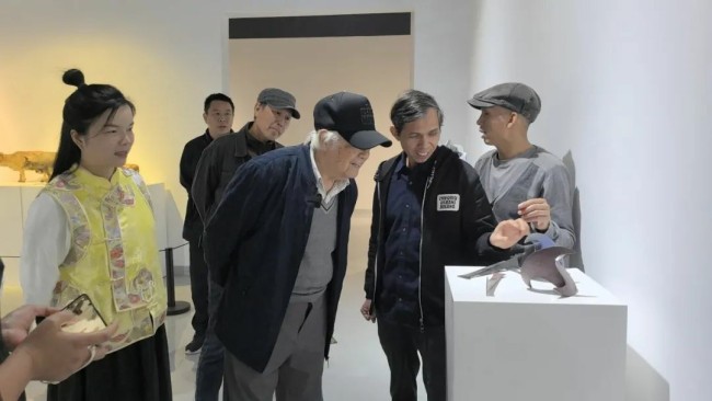 朱尚熹·架构关系决定雕塑作品的外貌丨中国当代陶瓷名家邀请展暨首届中国·宋庄陶瓷协会作品展