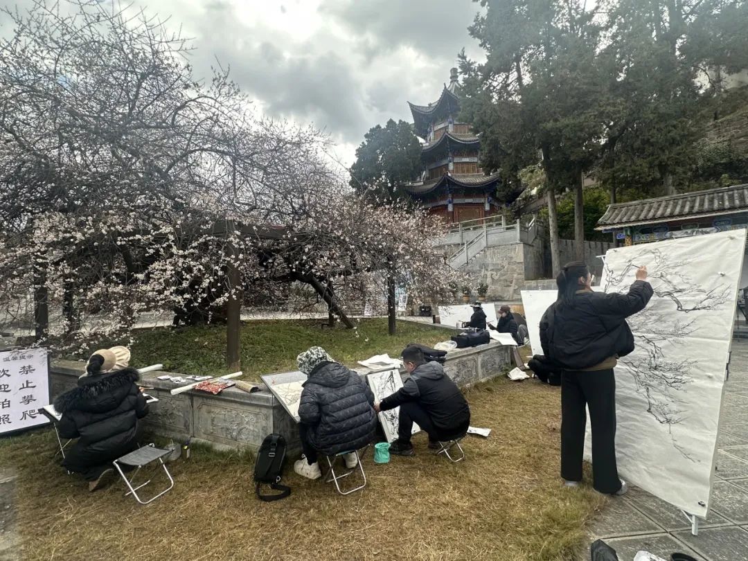 寻良辰“梅”景，绘古梅神韵——中国艺术研究院唐建教授古梅写生高级研修班（大理永平元梅高级班）教学实录