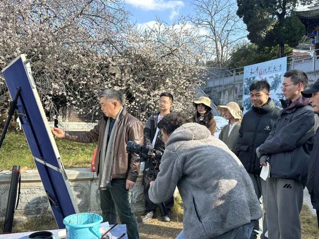 寻良辰“梅”景，绘古梅神韵——中国艺术研究院唐建教授古梅写生高级研修班（大理永平元梅高级班）教学实录