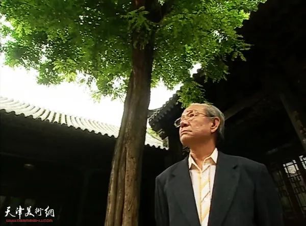 至艺铸道 大爱行远——杜松儒谈杜滋龄的艺术人生