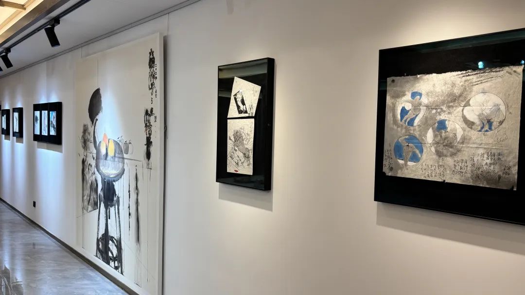 一场与艺术的私密对话 | “宁作我——秦修平手稿展”在南京开幕，展期至3月28日