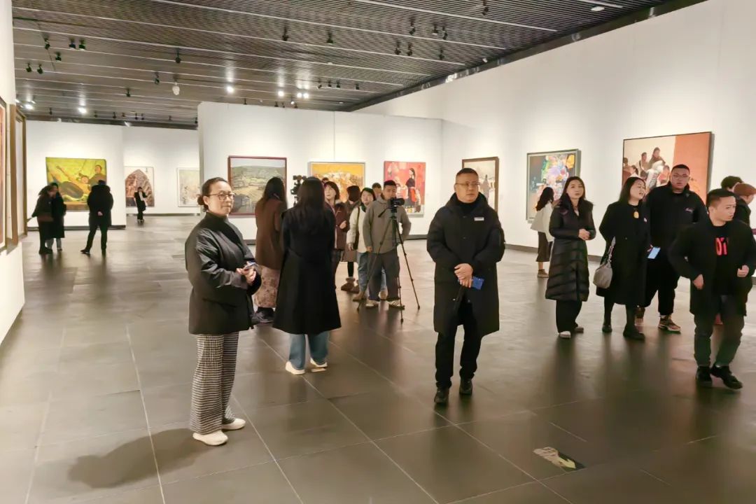 “第六届中国民族美术作品展览”昨日在贵州美术馆开幕，展期至3月23日