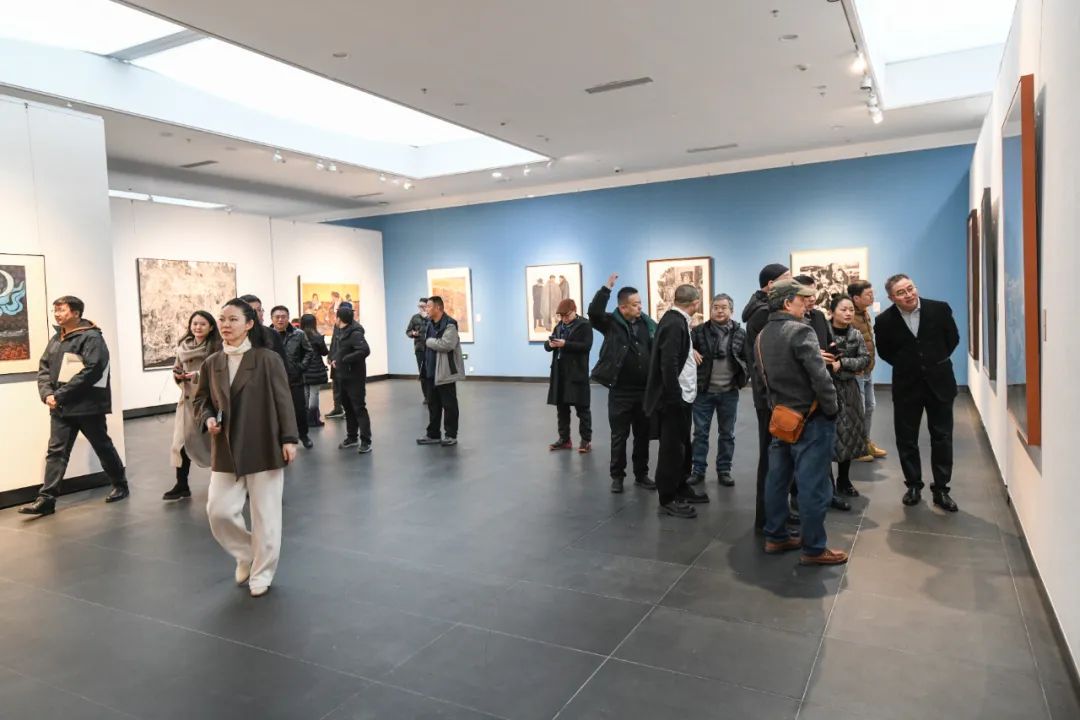 “第六届中国民族美术作品展览”昨日在贵州美术馆开幕，展期至3月23日