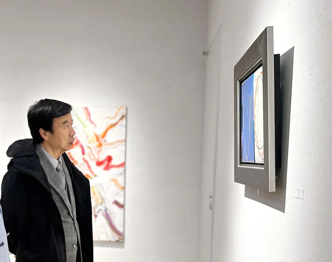 在纸上与自己对话 | 谭平应邀参展在日本福冈举办的“亚洲之光：当代艺术展”