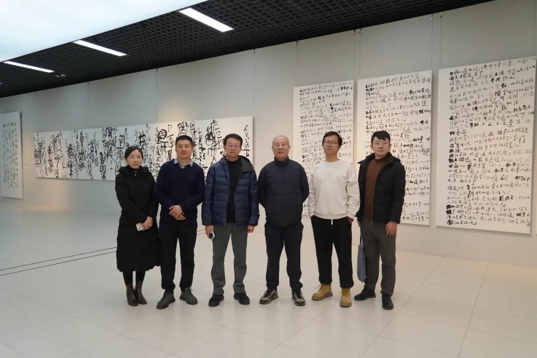 大道不孤——中国国家画院中青年艺术家邀请展 | “一个人的视觉谱系·王东声作品展”在中国国家画院举办