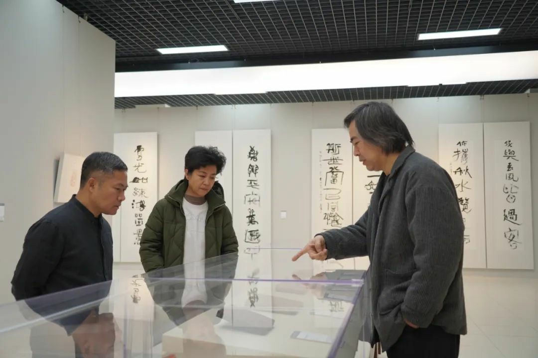 大道不孤——中国国家画院中青年艺术家邀请展 | “一个人的视觉谱系·王东声作品展”在中国国家画院举办