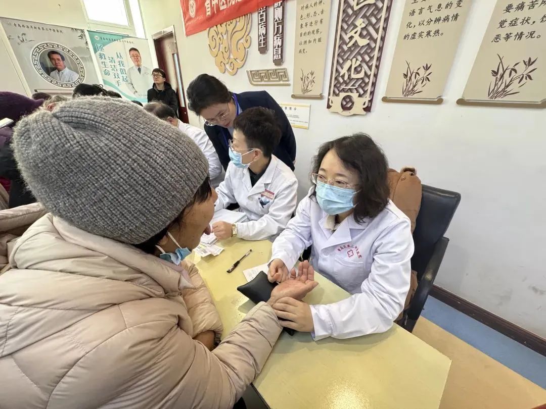 山东省中医院医联体成员单位签约揭牌仪式暨省中医院建院70周年名医齐鲁行大型公益活动走进青岛西海岸新区