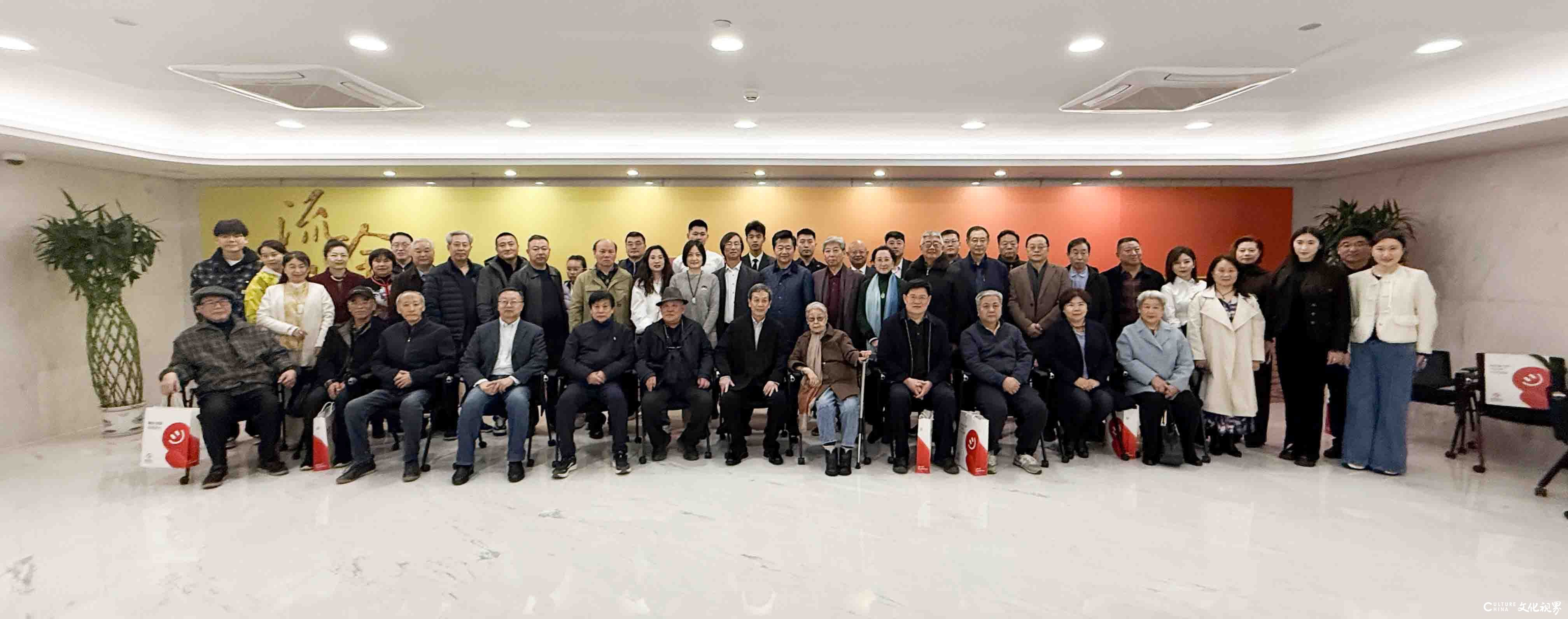 “流金岁月——杜仲增从艺70年书画印作品回顾展”昨日在济南开幕