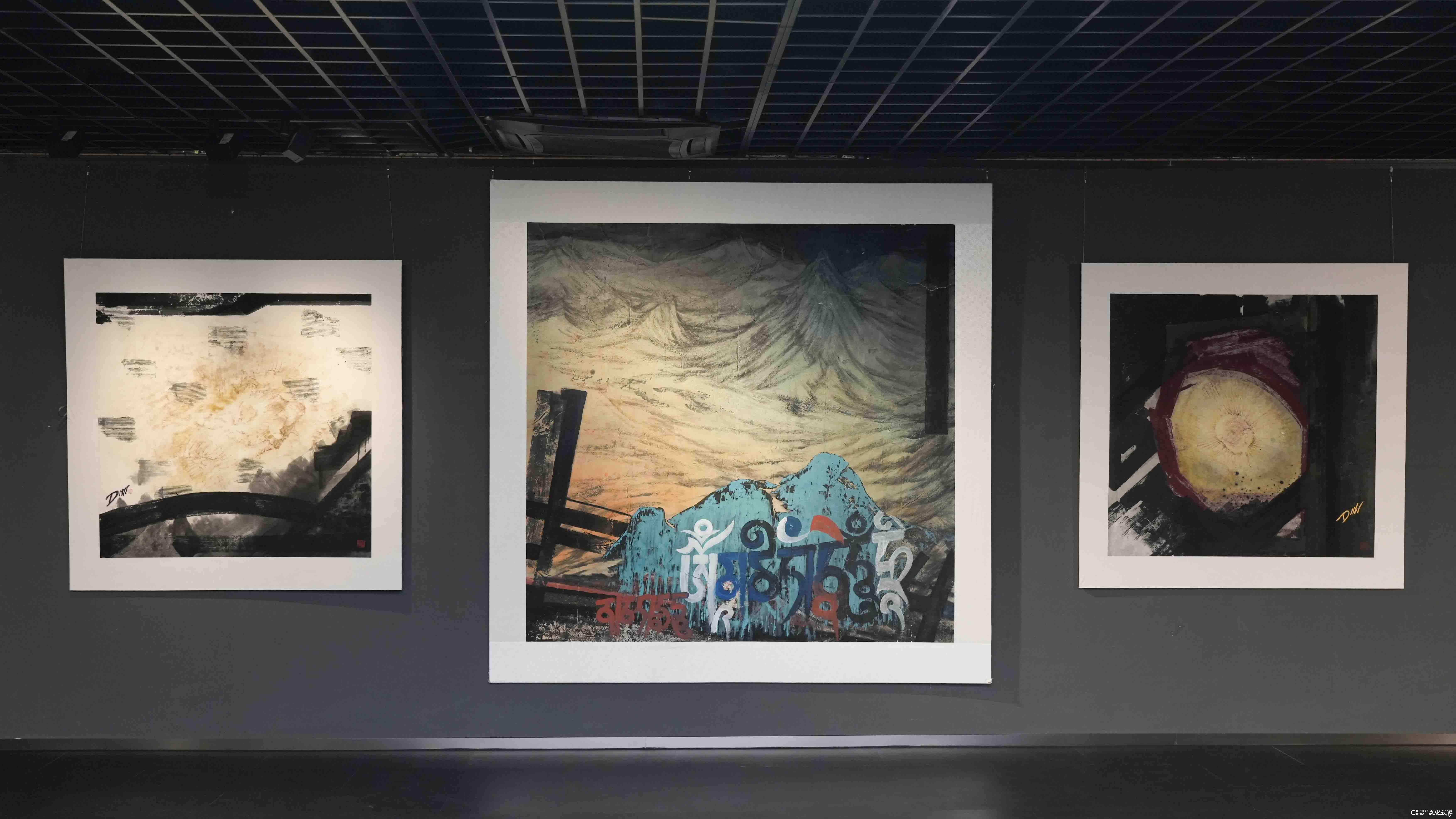 “流金岁月——杜仲增从艺70年书画印作品回顾展”昨日在济南开幕