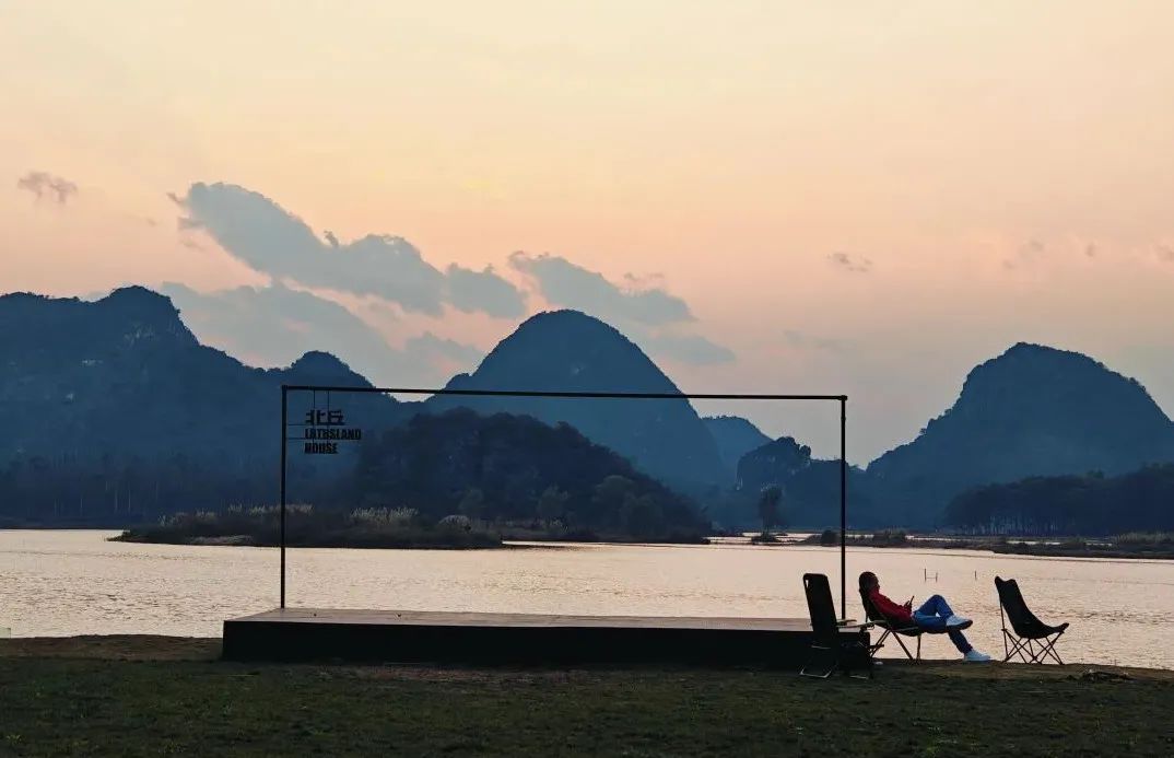 【时代青年油画社】美在文山——青年油画家公益写生教学系列活动（第六回）招募，活动时间4月6-15日