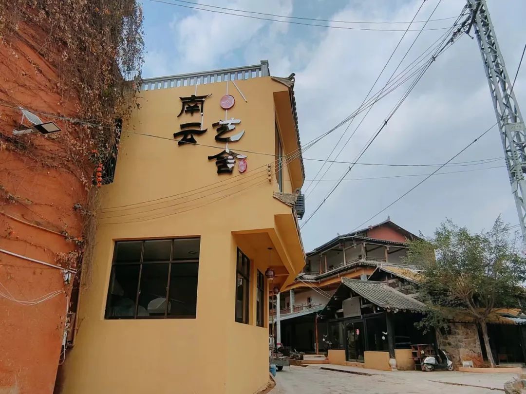 【时代青年油画社】美在文山——青年油画家公益写生教学系列活动（第六回）招募，活动时间4月6-15日