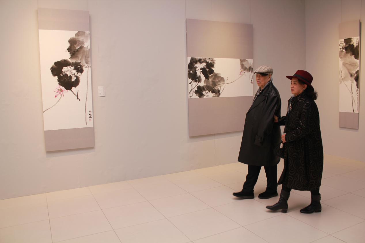 “戴代相传——戴晓花鸟画作品展”在中国国家画院美术馆开展