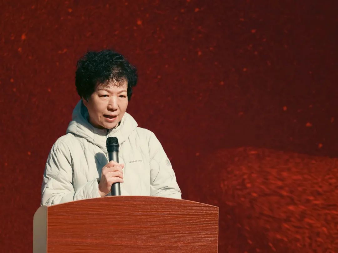 “古田记忆·春晓新生——景山公园2025春季油画艺术展”昨日在北京开幕，展期至3月26日