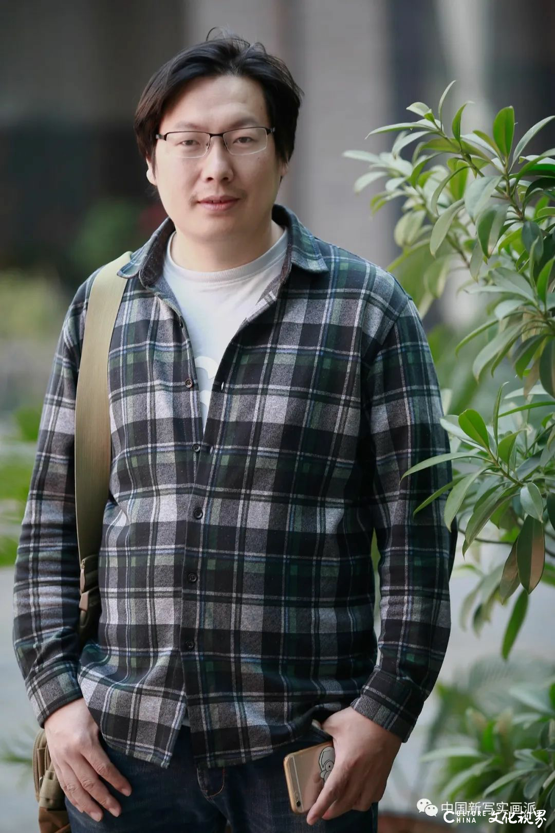 李雪松·油画写生丨用色彩捕捉西部四季的变化，画面追求天真平淡的静思之美