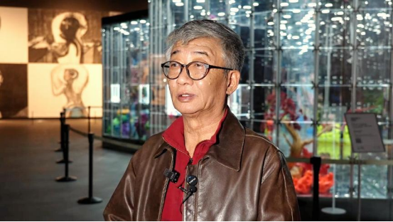 第三届济南国际双年展研讨会 | 邓国源：科技始终是艺术创作的延伸工具