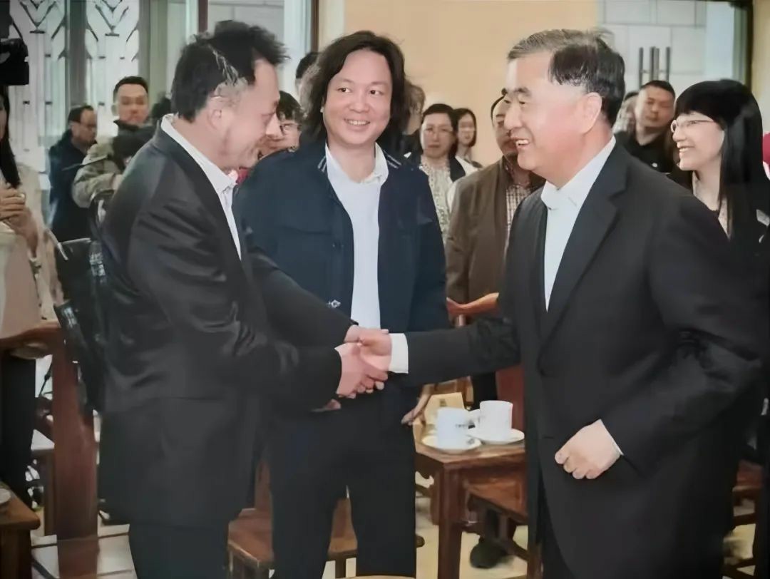 包洪波·山水画丨剥离叙事，让视觉本身成为语言