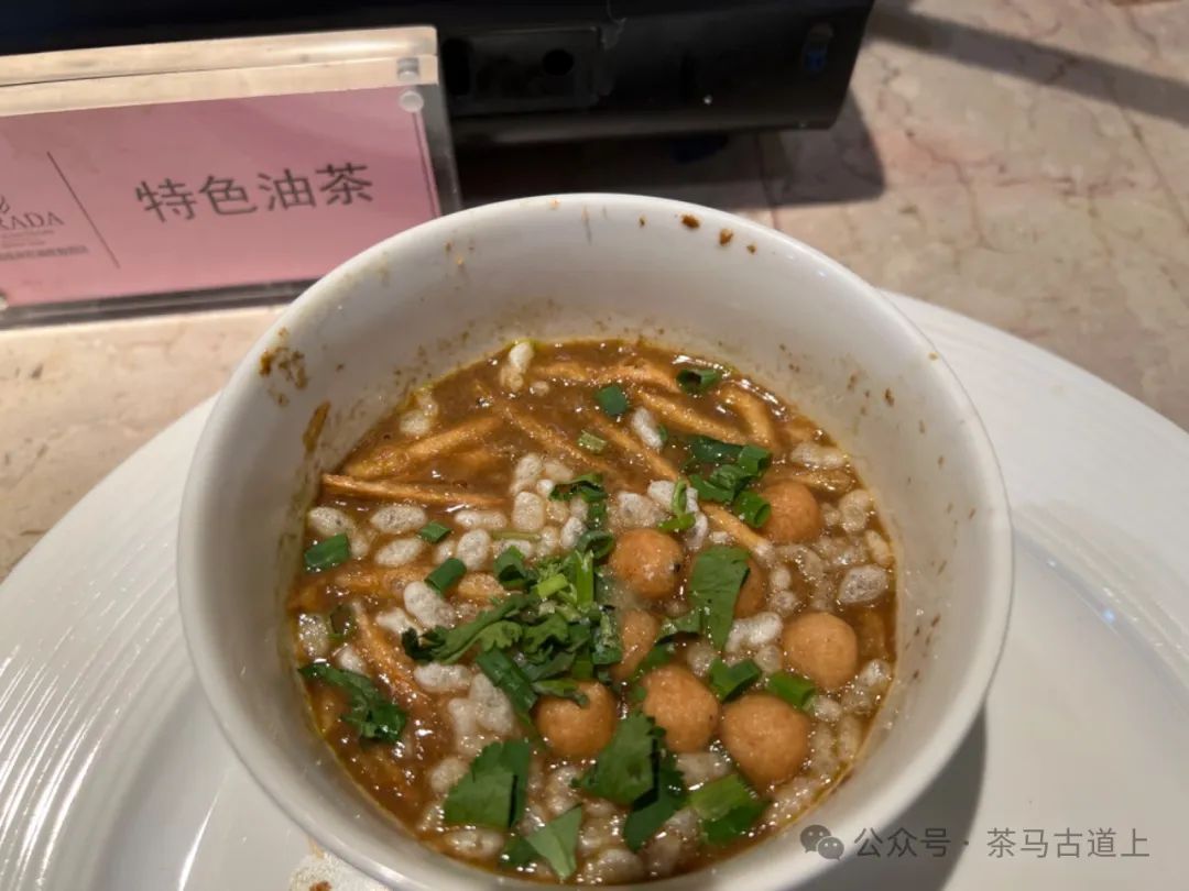 马悦英 | 广西赐福湖——碧波烟雨觅仙踪，自驾转向回程路