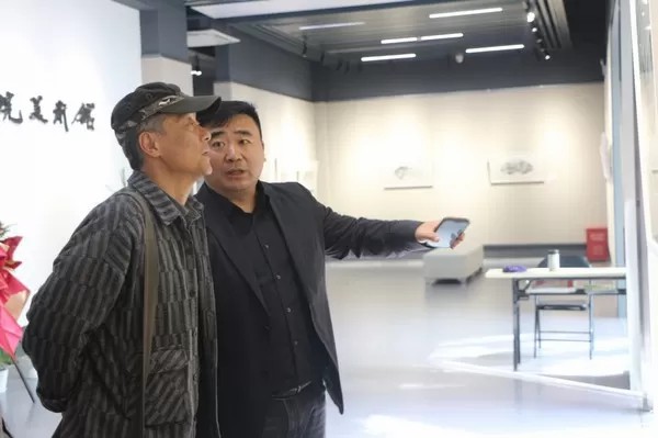 “墨花吹雨，笔绘春风——夏吉宏写生作品展”昨日在安徽省书画院美术馆开幕