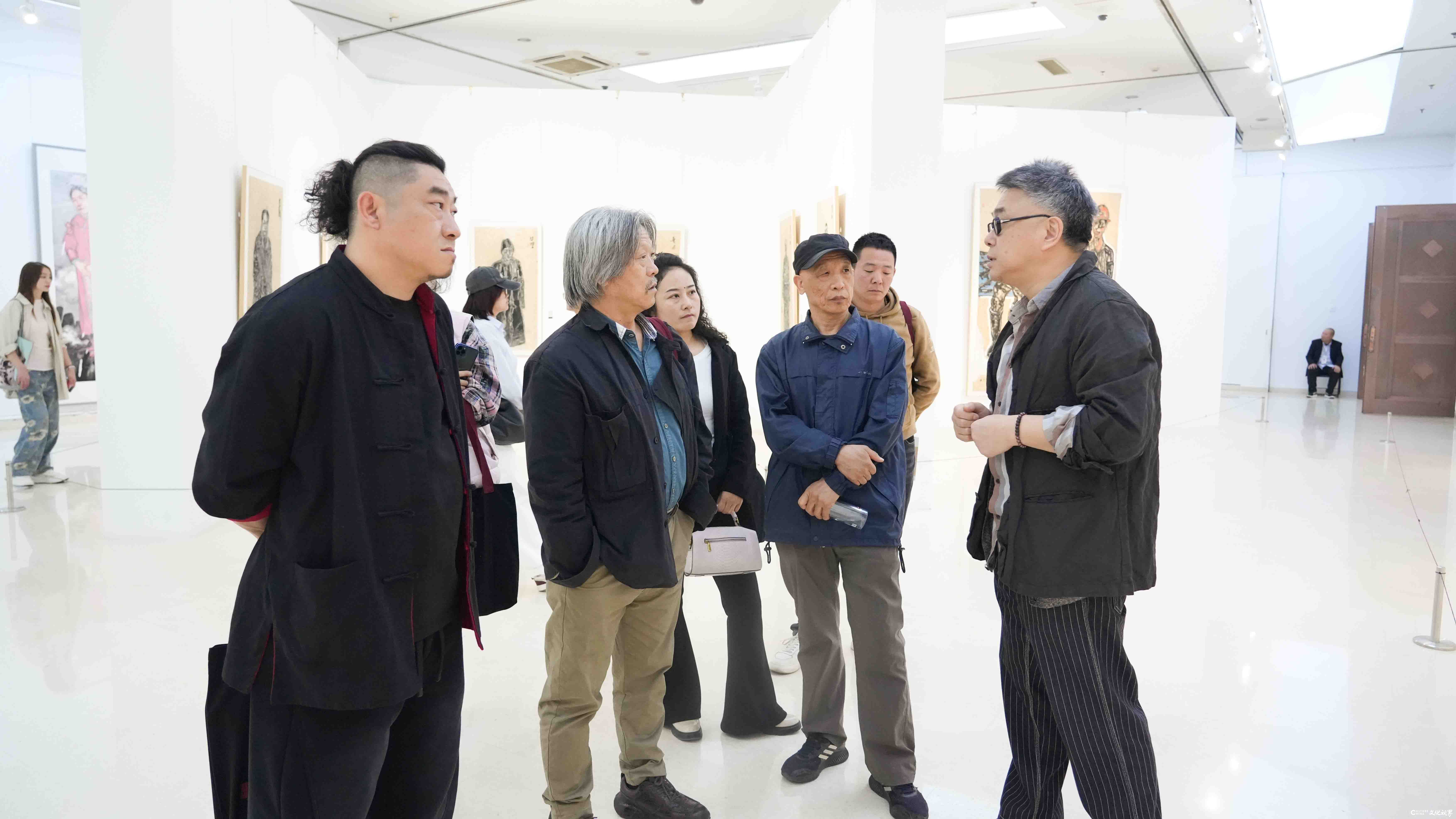“墨局——当代七人展”昨日在石家庄市美术馆盛大开幕