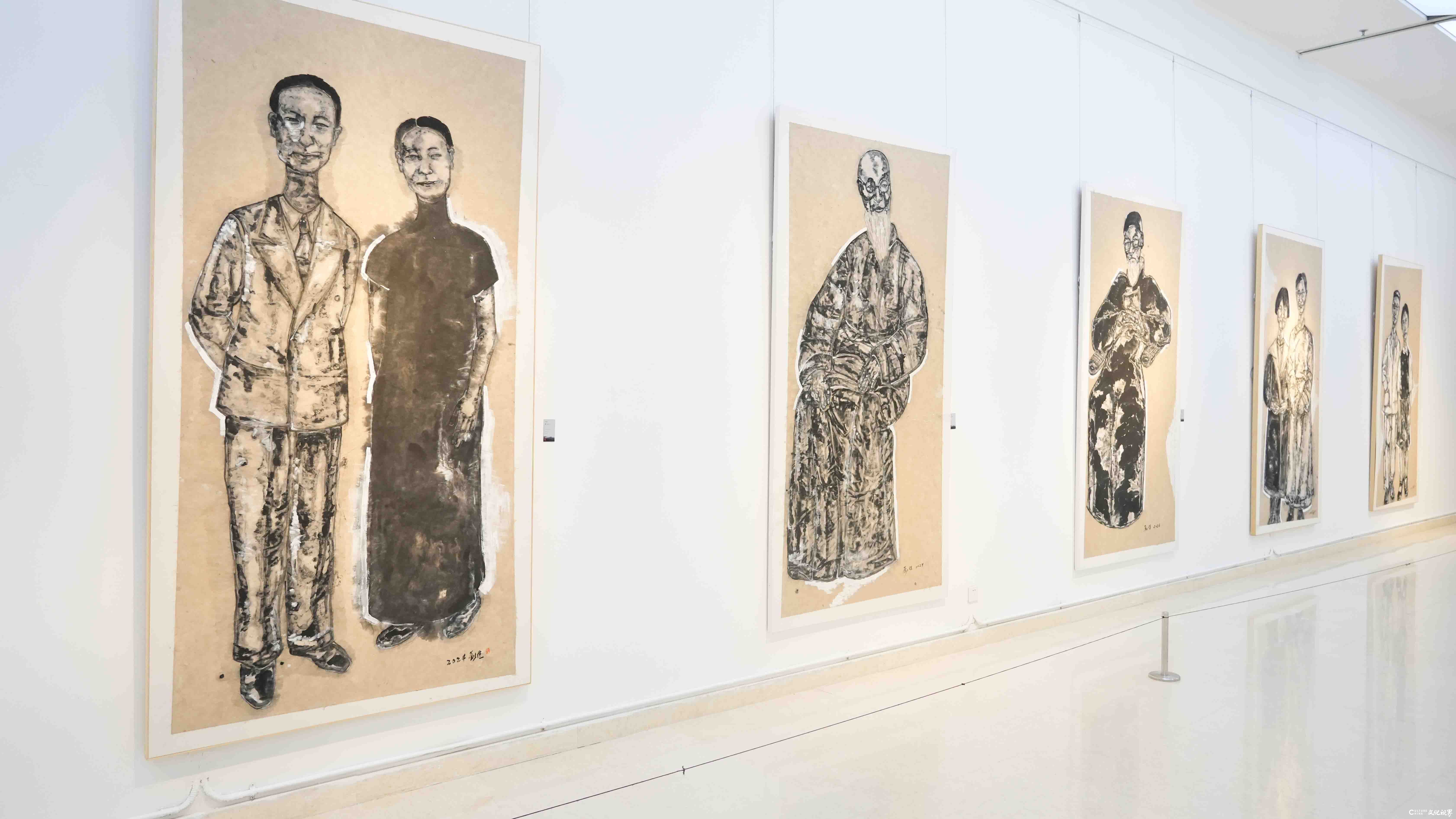 “墨局——当代七人展”昨日在石家庄市美术馆盛大开幕