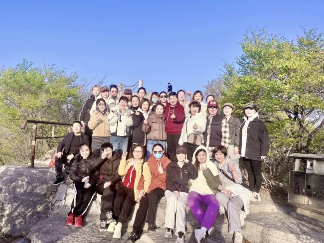 春和景明，拥抱自然——跟随莎蔓莉莎北京事业群的小伙伴一起去春游啦！
