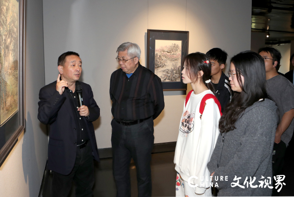 “回归自然，独抒性灵——陈危冰田园诗意画展”艺术分享会今日在淮安市美术馆举办