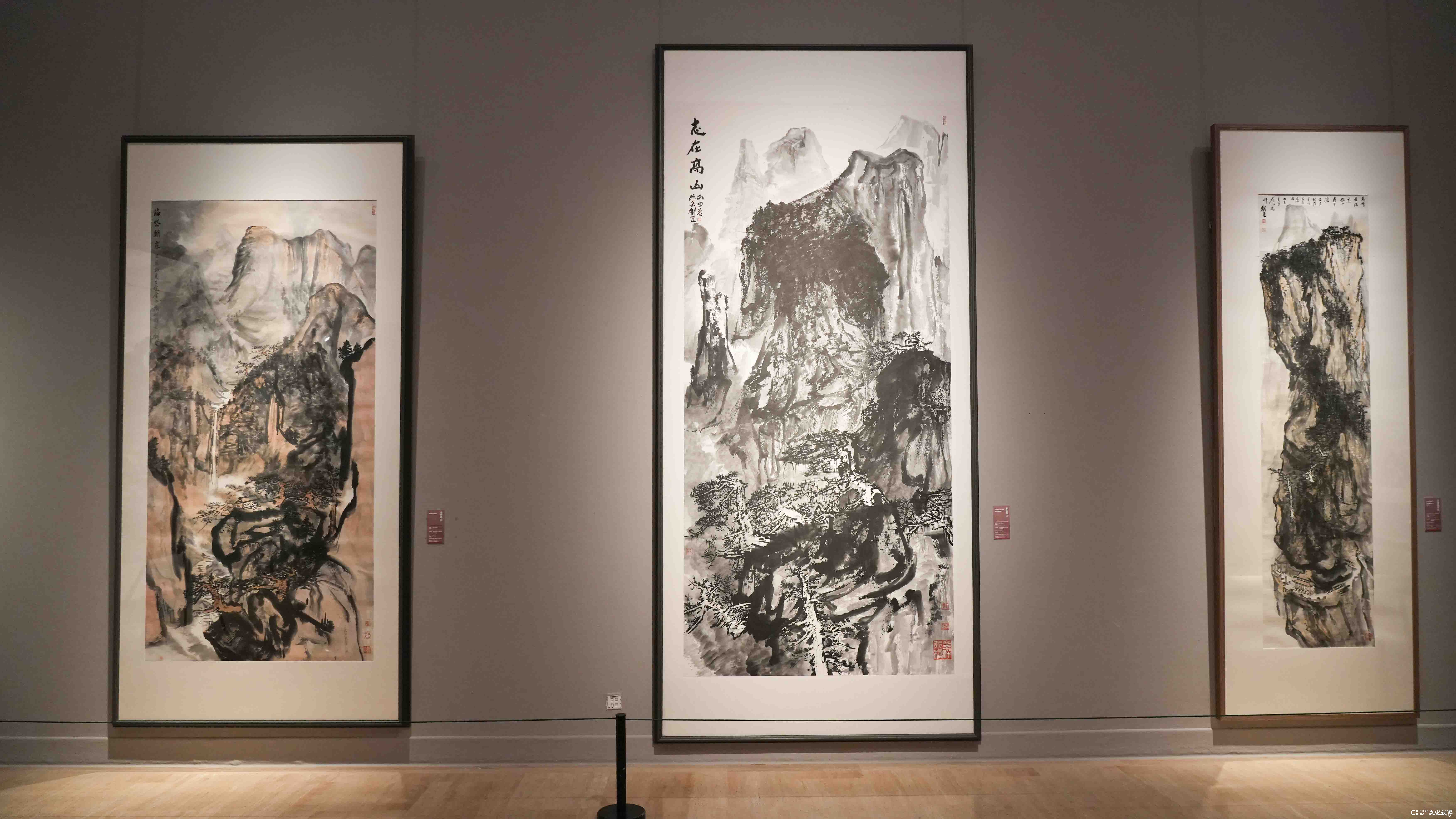 探访“中国美术馆五岳题材美术作品展”，品刘罡笔下的“泰山三重奏”