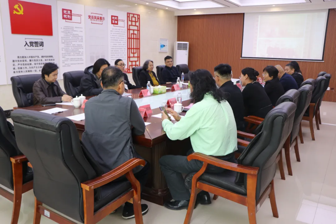 中国国家画院院长刘万鸣一行到菏泽曹州书画院调研