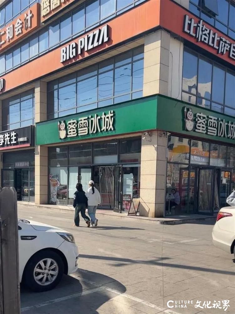 廊坊三河市商铺招牌“换色令”引争议——行政机关有权限定商铺招牌颜色吗？