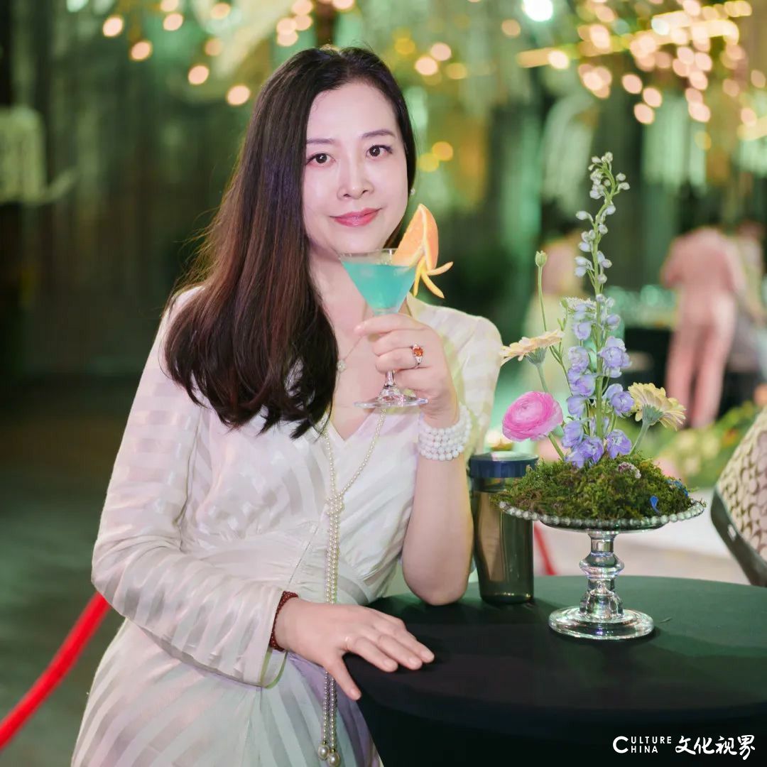 惊艳朋友圈！看莎蔓莉莎体验官的春日大片啦