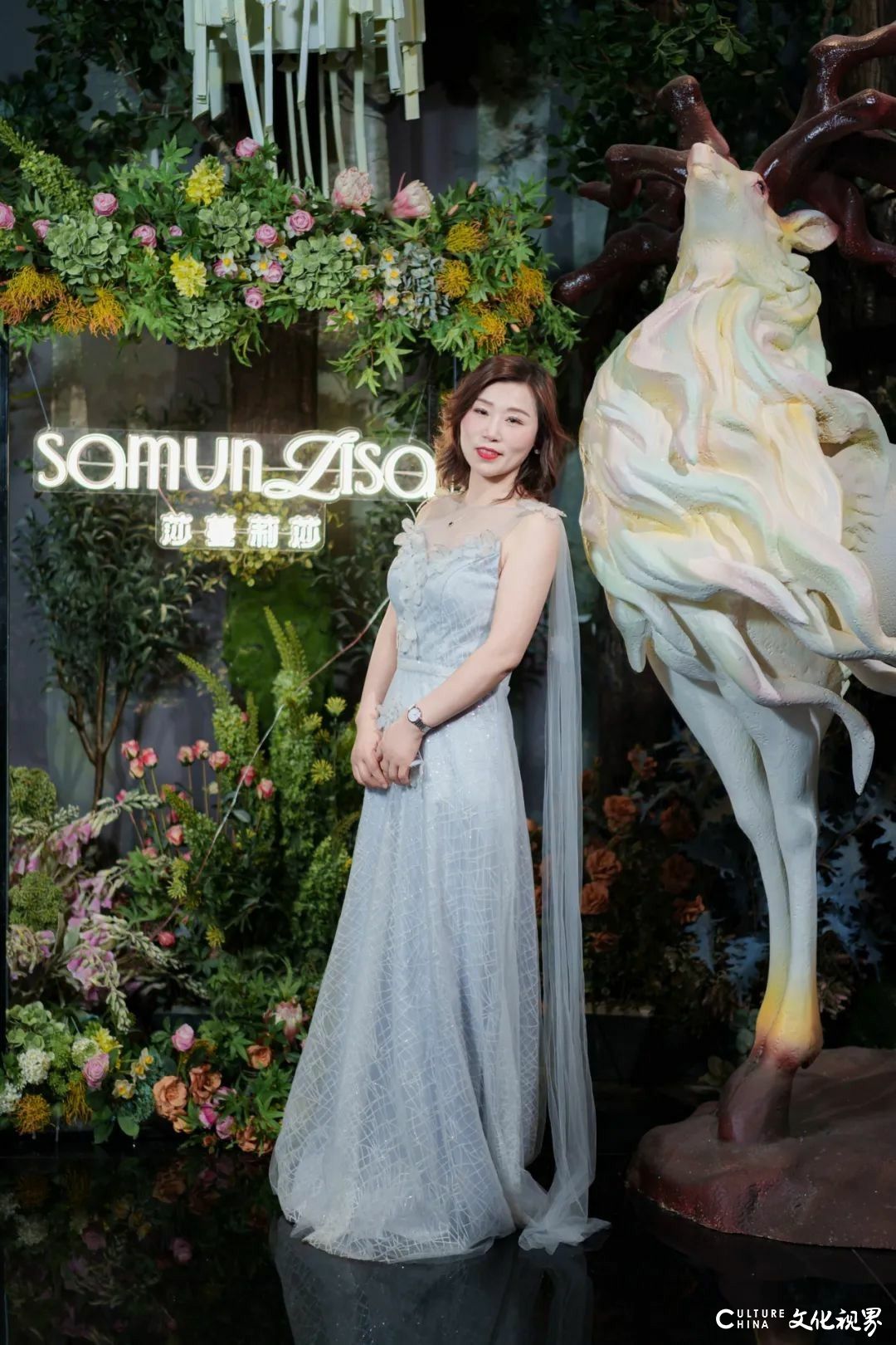 惊艳朋友圈！看莎蔓莉莎体验官的春日大片啦
