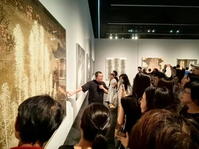 “向美而行·以艺润心——江苏省美术馆与公众艺术零距离”项目荣获“2024年度全国美术馆优秀公共教育项目”
